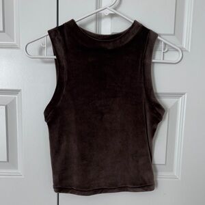 Skims taupe velvet crop